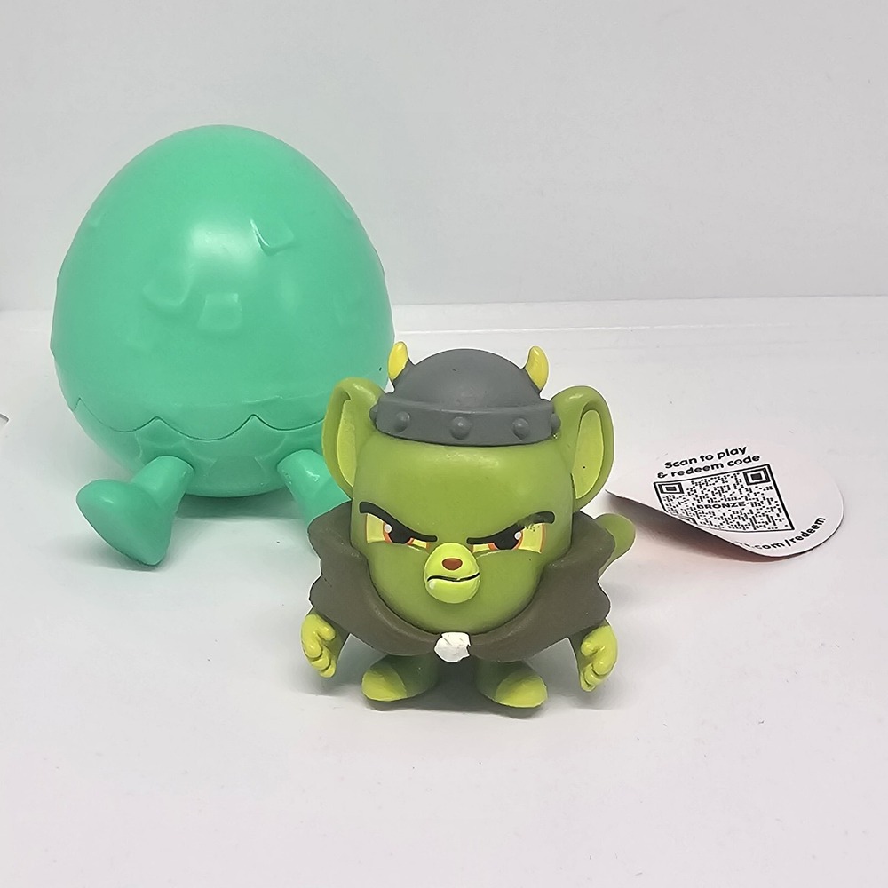 Toikido Pinata Smashlings Green Viking Figure Roblox Bronze POCA Jo Jo Common